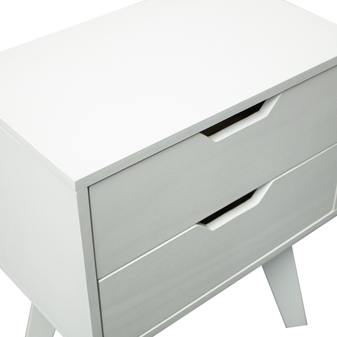 Buró Teodoro Full White, vista superior del buró con dos cajones de estilo práctico en color blanco.