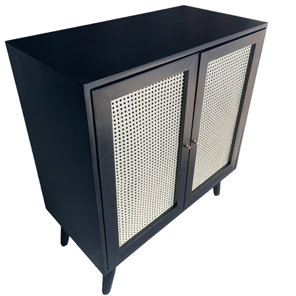 Mueble auxiliar con vista superior, viendo la parte del acabado del mueble y puertas. 