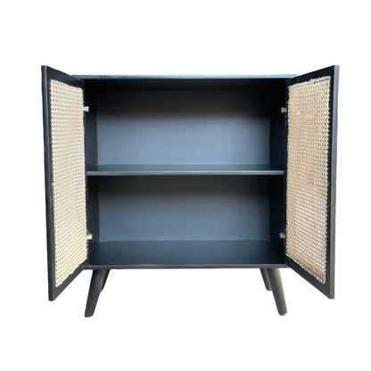 Mueble auxiliar mostrando la parte interior del mueble.