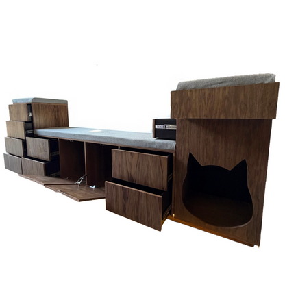 Mueble diván mostrando todos los cajones abiertos.