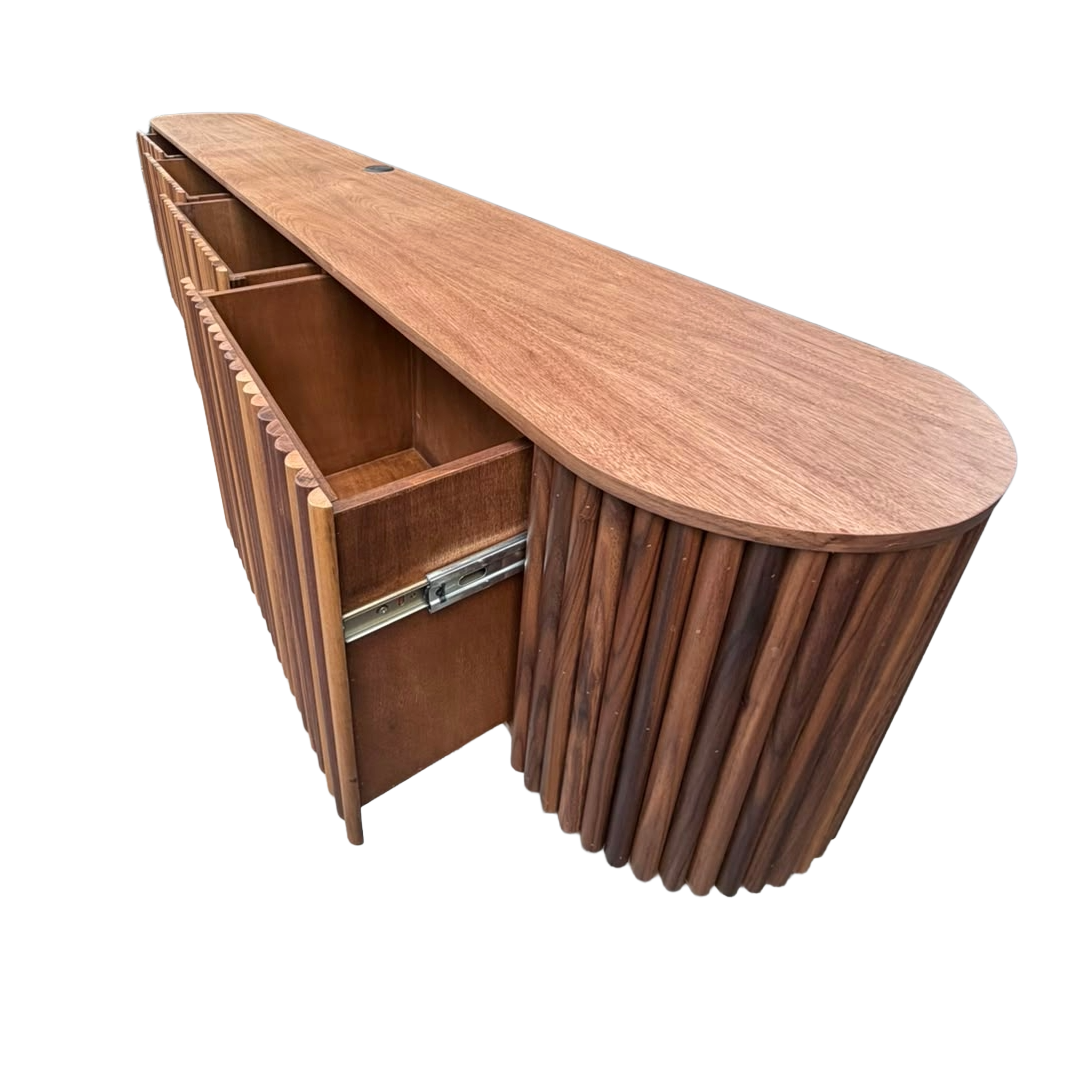 Mueble de tv con vista superior, mostrando el almacenamiento de cada cajón.