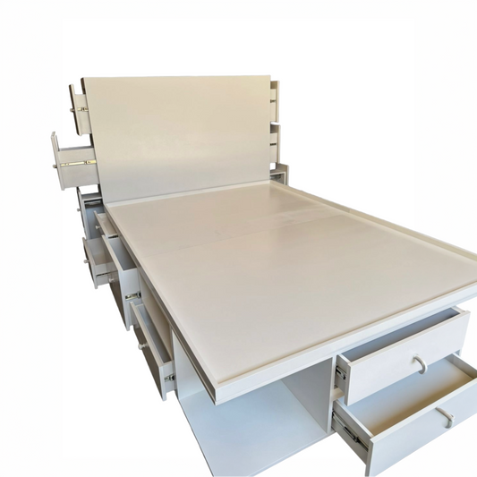 Base de cama con cajones integrados.