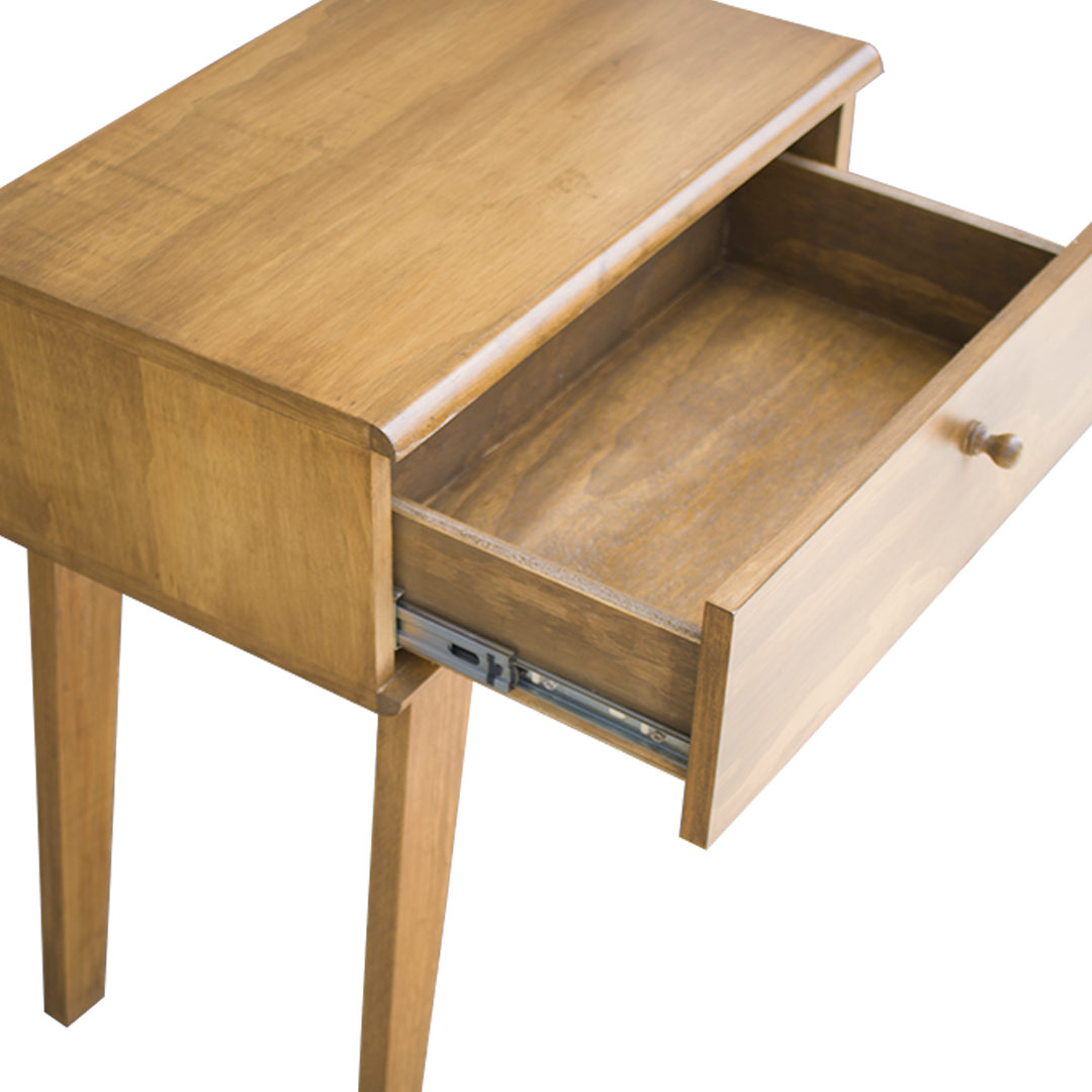 Buró de madera rústicos, muestra el cajón de este mueble que tiene un funcionamiento sencillo.