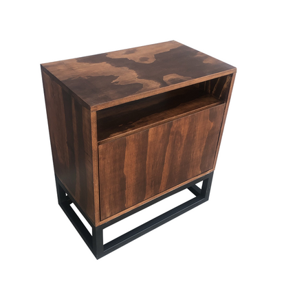 Buró Estilo Industrial Kafka, vista superior del mueble en color café y negro, estilo moderno.