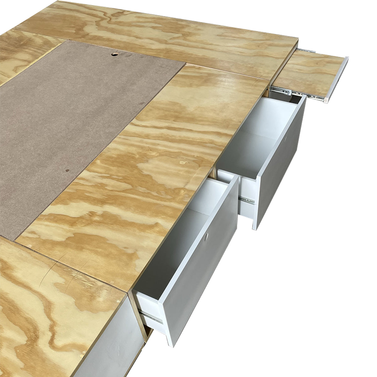 Recámara Blois, muestra a detalle de los burós en color blanco abiertos mostrando el interior de estos.