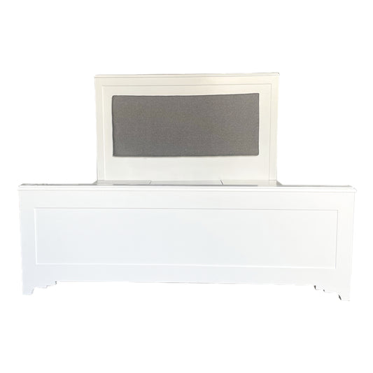 Base de cama Montpellier, con vista frontal, mostrando cabecera acolchonada y base de cama. 