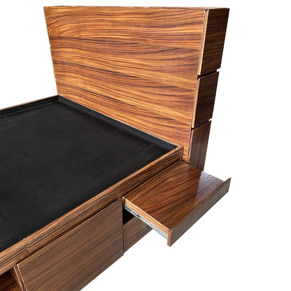 Recámara Oslo Parota, vista de la repisa o base lateral que surge de la parte de la base de cama.