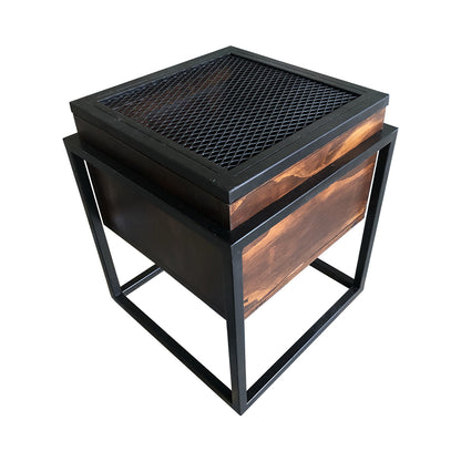 Buró estilo industrial con puerta de herreria.